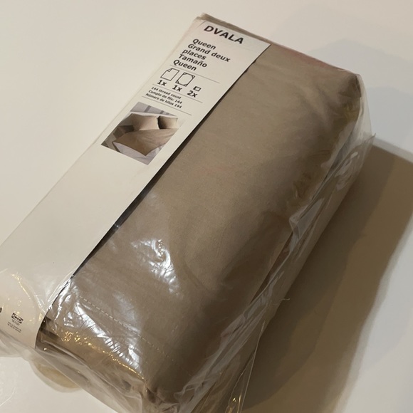 Queen set - Picture 3 of 3